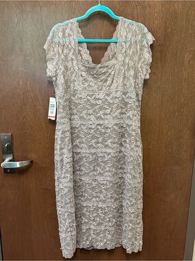 Onyx Nite Tiered Lace Sheath Dress 18W Taupe NWT formal beaded sequins